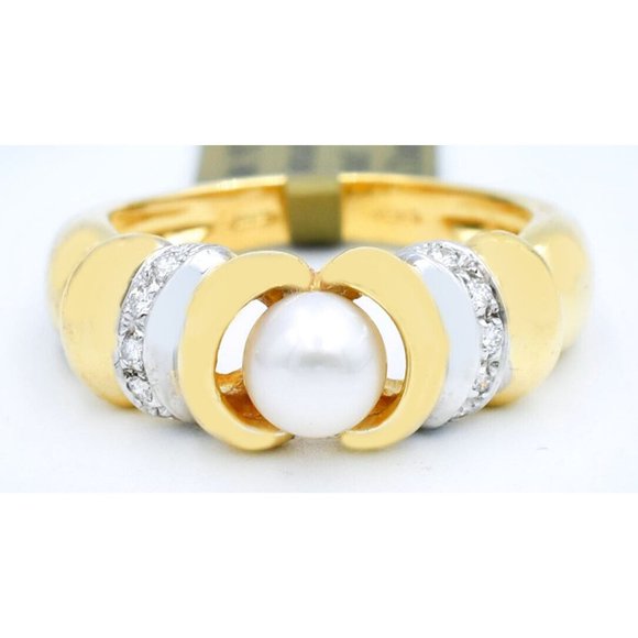 Genuine White Pearl & Diamond Eing 18k Yellow Gold